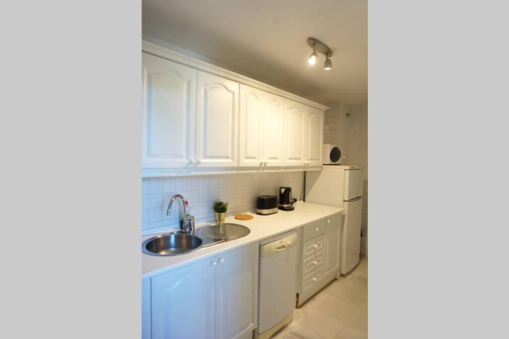 Beachside Apartment Mi Capricho Portal 7 Sitio de Calahonda Exteriör bild
