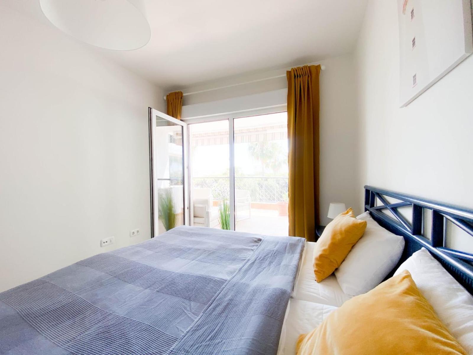 Beachside Apartment Mi Capricho Portal 7 Sitio de Calahonda Exteriör bild