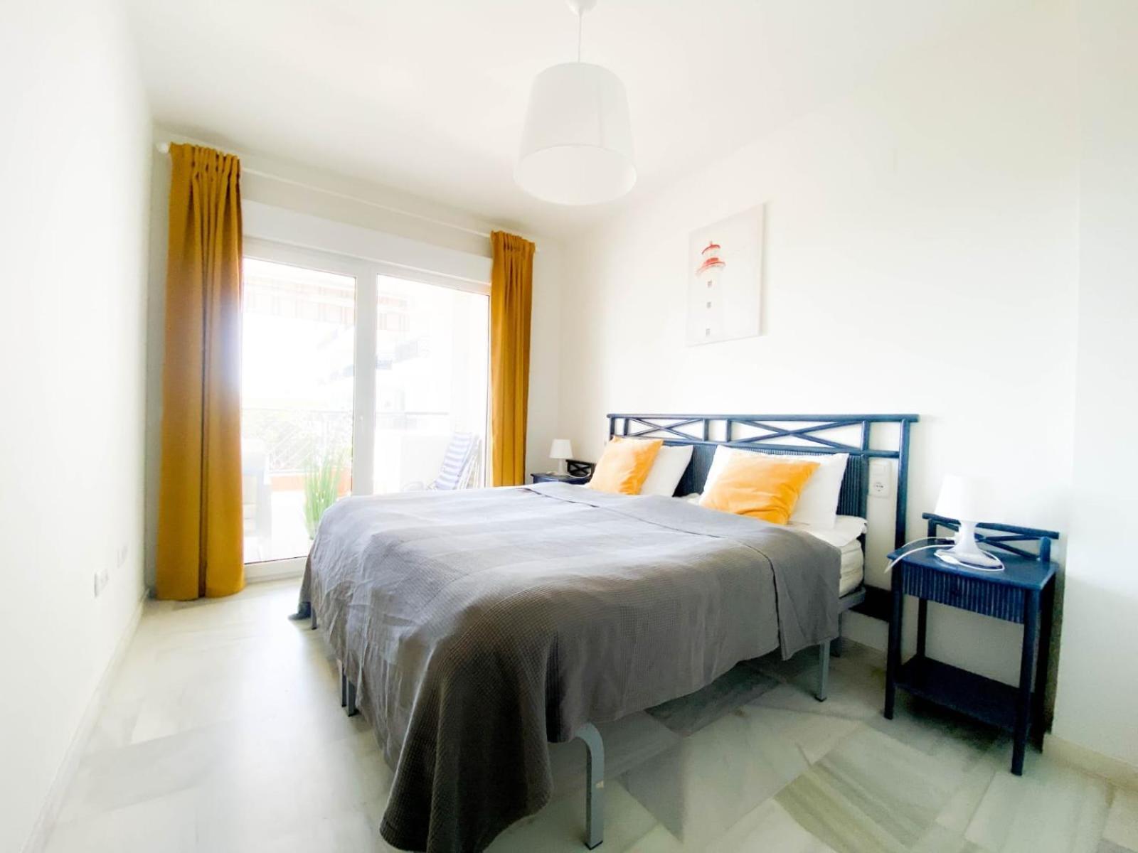 Beachside Apartment Mi Capricho Portal 7 Sitio de Calahonda Exteriör bild